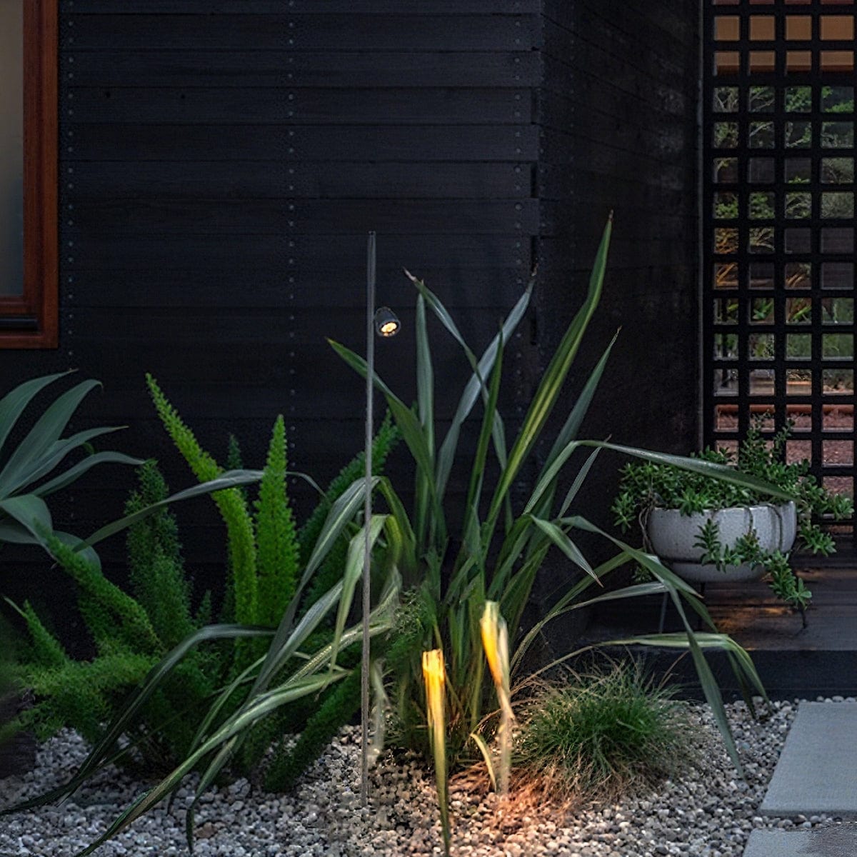 LOTOS 1 OUTDOOR SPOTLIGHT