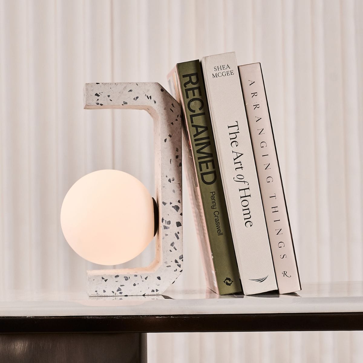 NOA LED TABLE LAMP