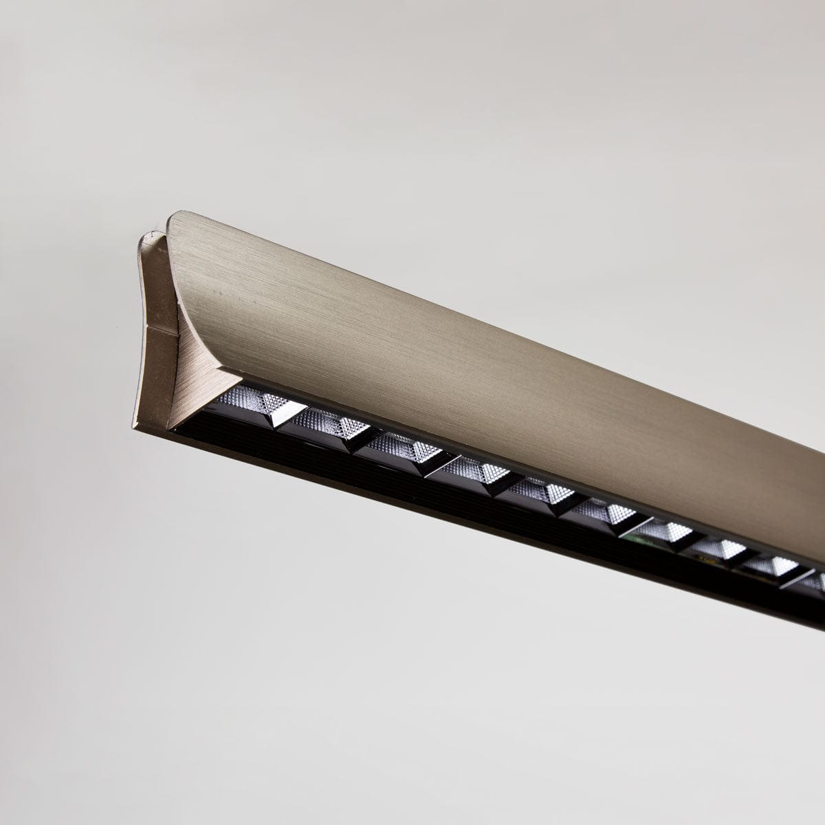 RENZ LINEAR PENDANT