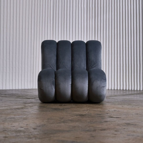 CARRARA LOUNGE CHAIR