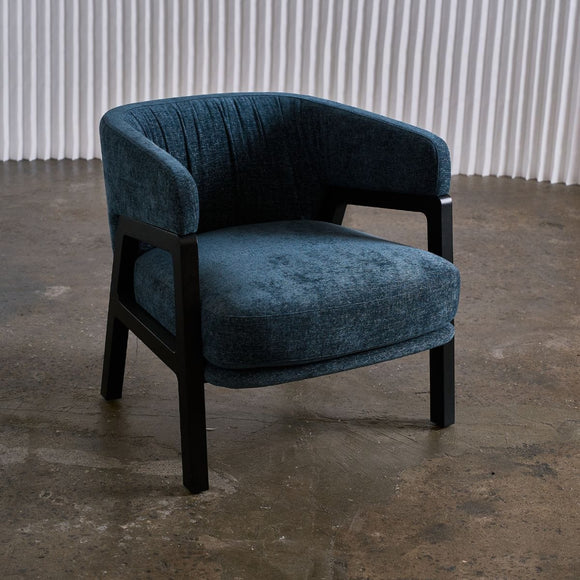 CORTES ARM CHAIR