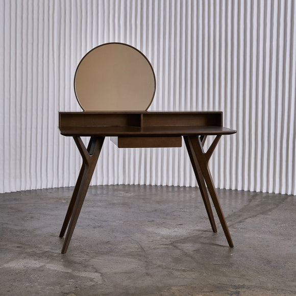 ZAMORA DRESSER