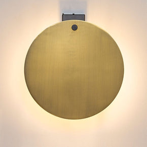 LARKA WALL LIGHT